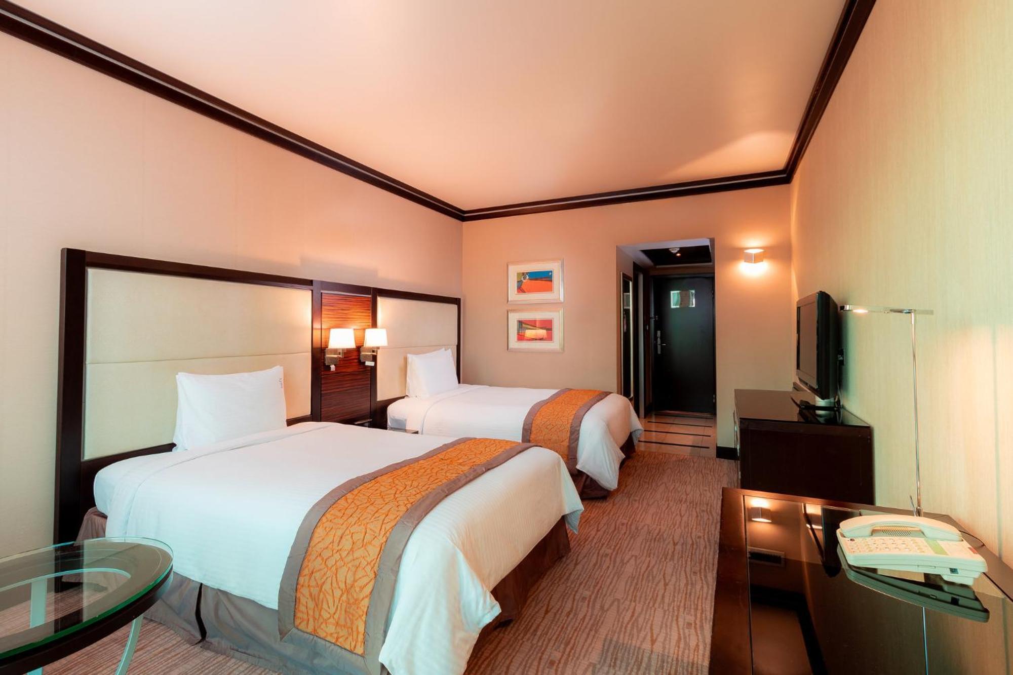 Holiday Inn Kuwait Al Thuraya City By Ihg Koweït Extérieur photo